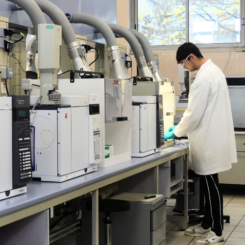 laboratoires